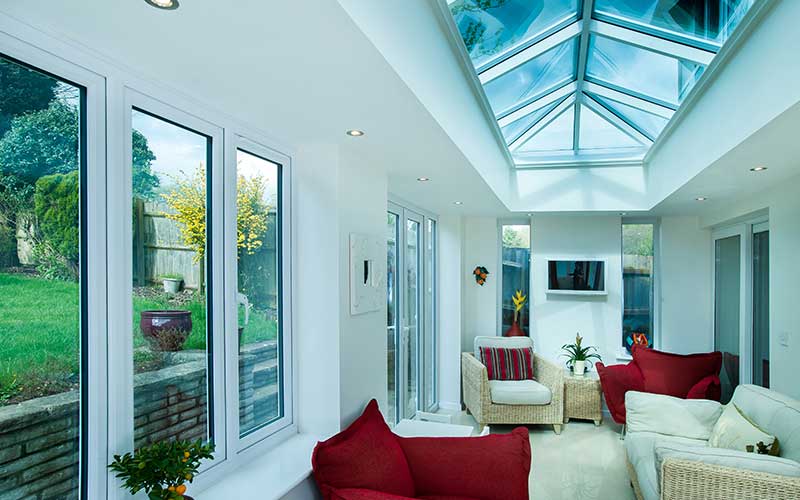 Lantern roof for conservatory